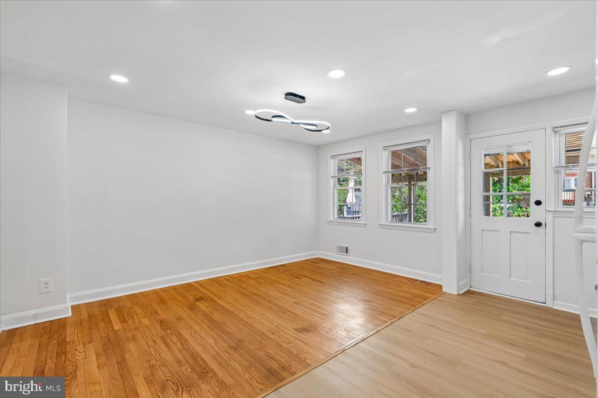 1612 Hardwick Road Baltimore, MD 21286 - Photo 15 of 35