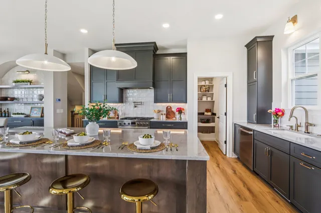 $1,349,900 | 1104 Winn, Madison, WI 53704