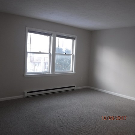 21-8 Rice Lane Worcester, MA 01604 - Photo 7 of 10 Gallery Image 7