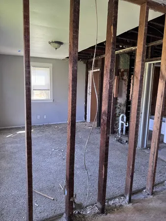 $59,900 | 604 West 2nd Avenue, Milan, IL 61264