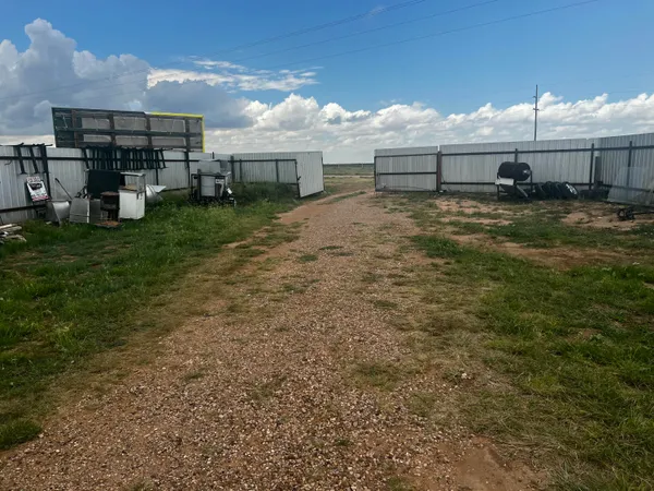$80,000 | 7020 East Highway 84, Slaton, TX 79364