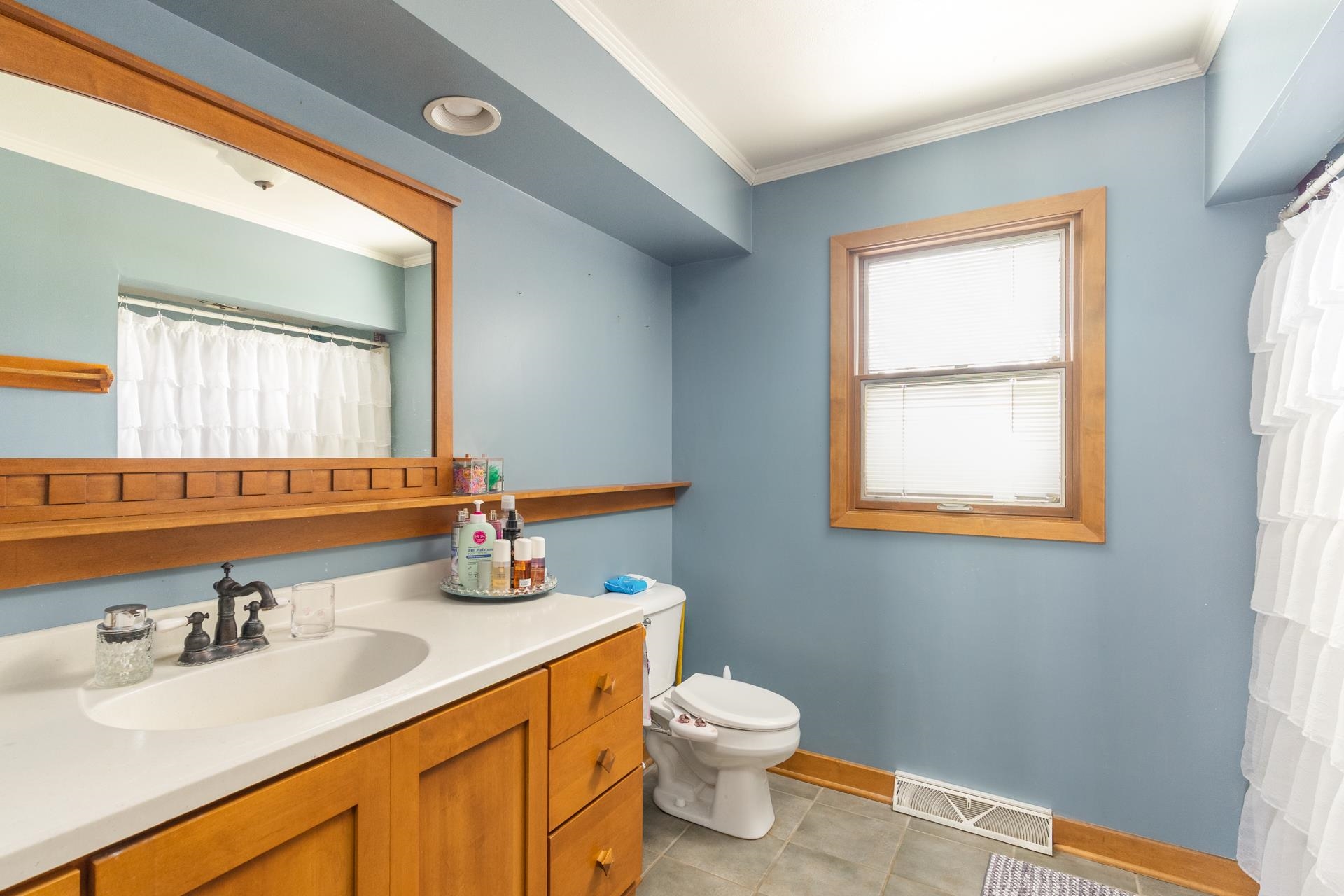 1504 Meriden Street Mendota, IL 61342 - Photo 13 of 21
