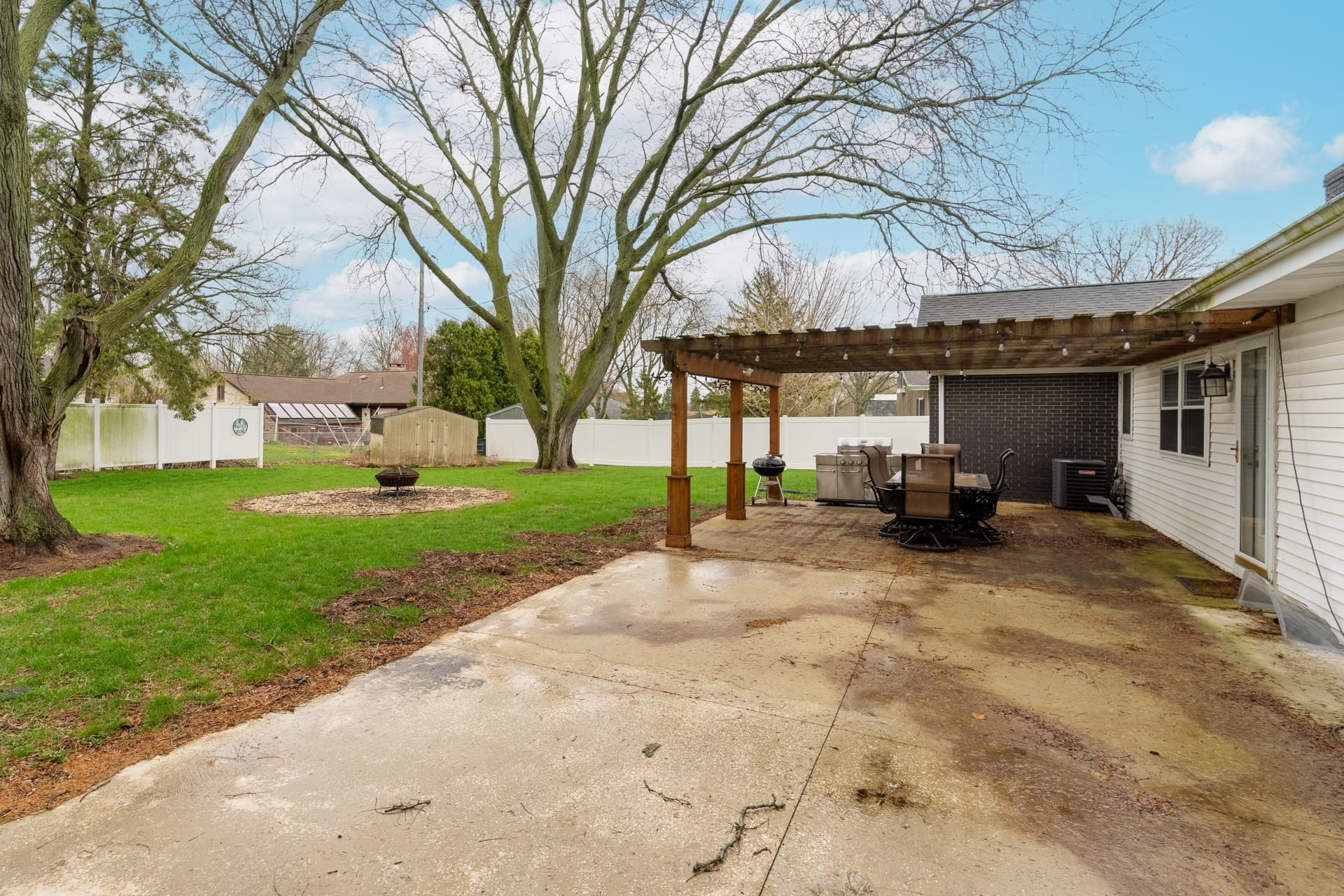 1504 Meriden Street Mendota, IL 61342 - Photo 19 of 21