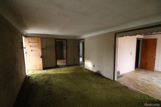 3391 North Genesee Road Flint, MI 48506 - Photo 2 of 9 Gallery Image 2