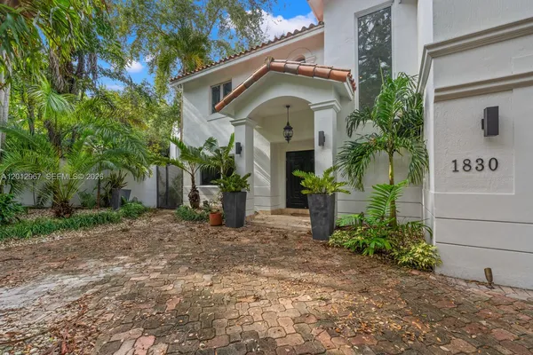 $11,900 | 1830 Chucunantah Road, Miami, FL 33133
