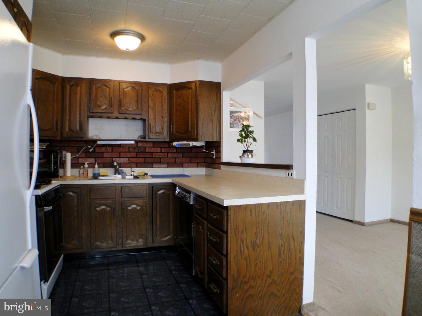 3565 Teton Road Philadelphia, PA 19154 - Photo 9 of 24