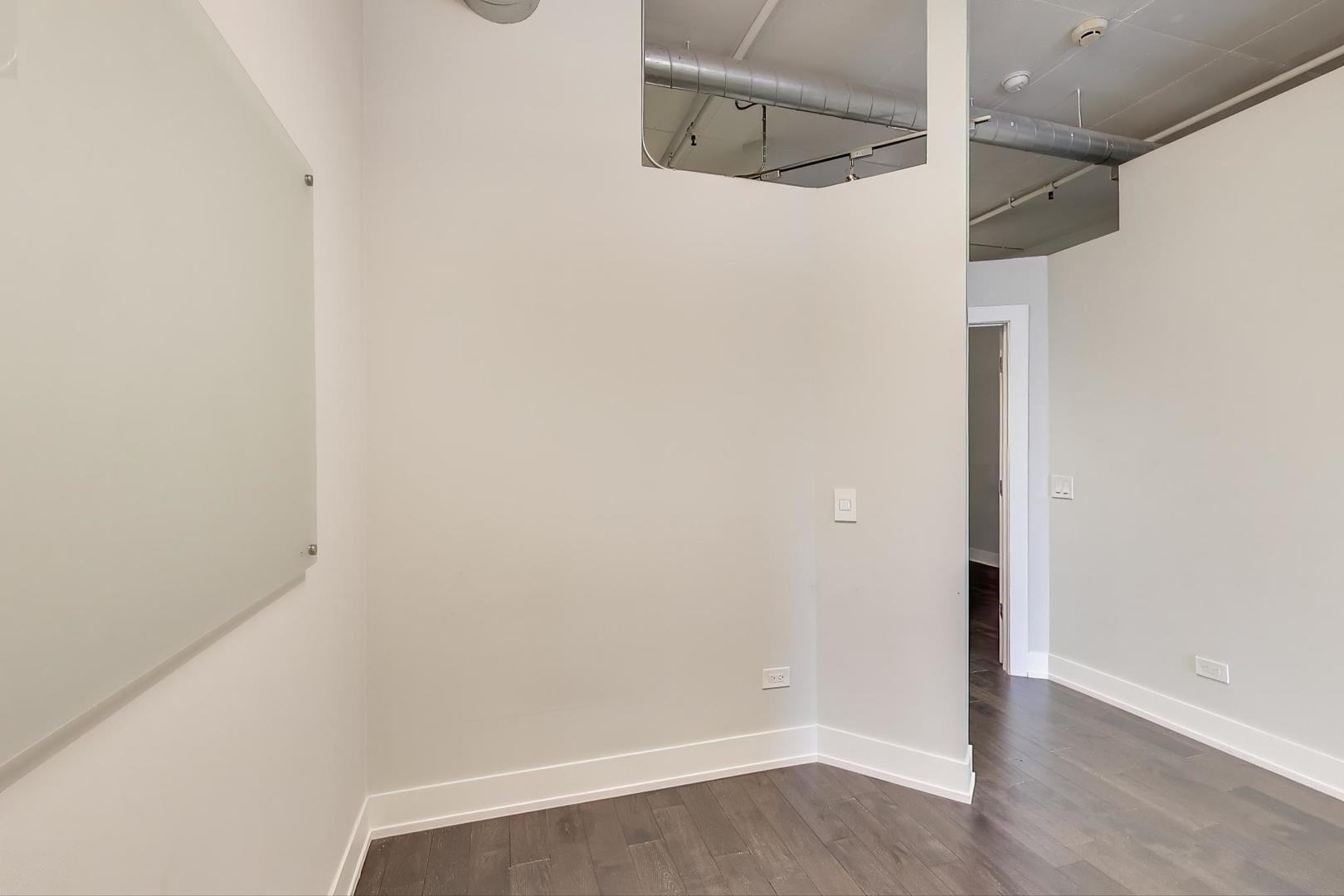 1301 West Madison Street, Unit 315 Chicago, IL 60607 - Photo 15 of 27 a view of small space