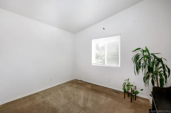 $195,500 | 3505 Alpine Boulevard, Unit SPC 11, Alpine, CA 91901