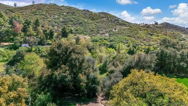 $195,500 | 3505 Alpine Boulevard, Unit SPC 11, Alpine, CA 91901