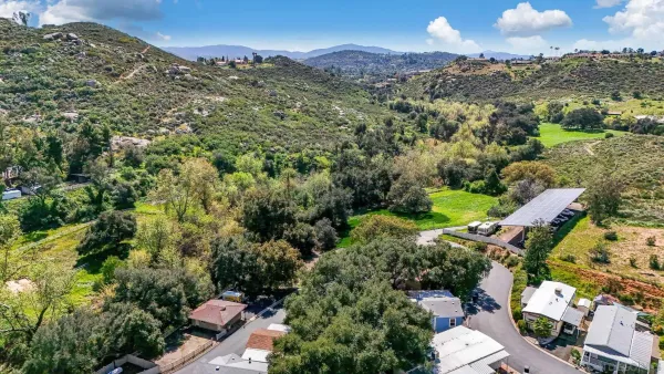 $195,500 | 3505 Alpine Boulevard, Unit SPC 11, Alpine, CA 91901