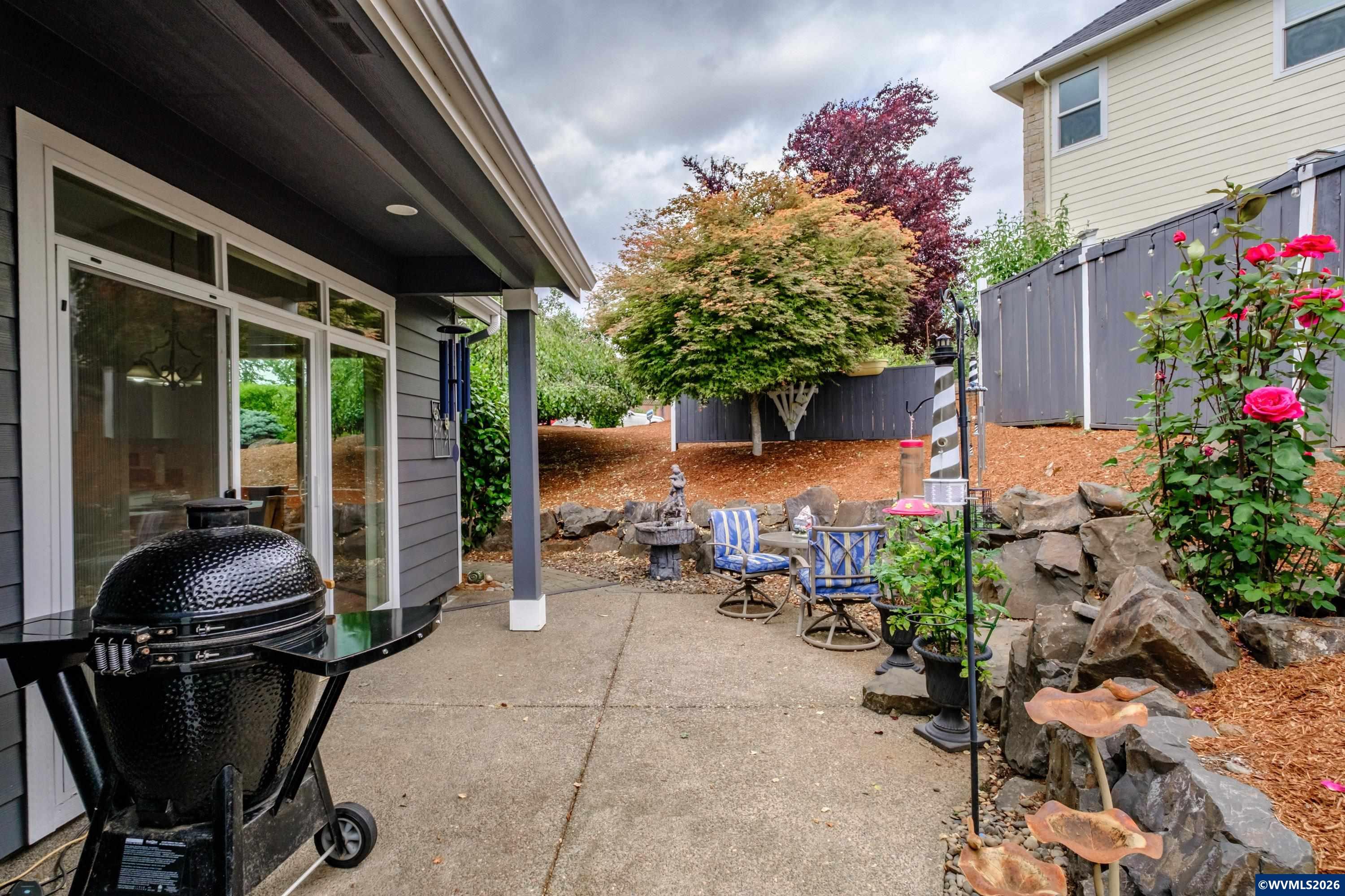 2697 Islander Avenue Northwest Salem, OR 97304 - Photo 46 of 50