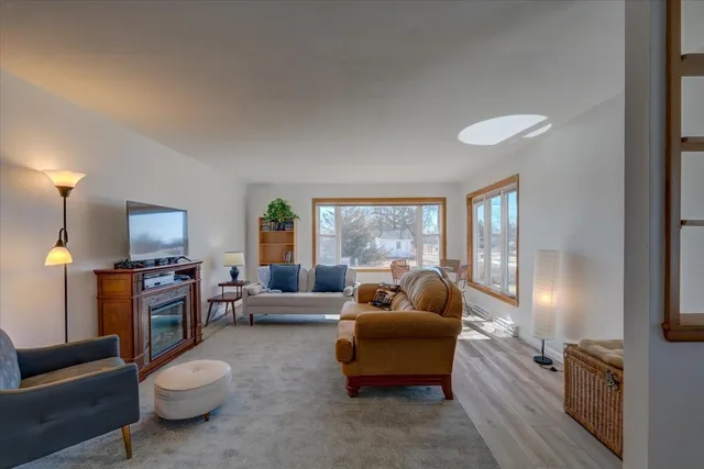 $2,500 | 300 Pleasant Drive, Waunakee, WI 53597