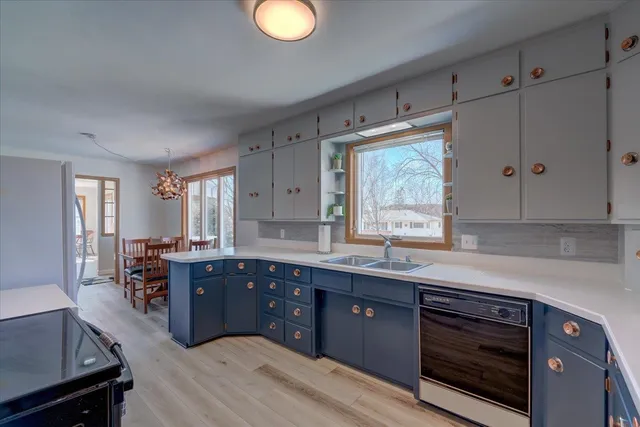 $2,500 | 300 Pleasant Drive, Waunakee, WI 53597