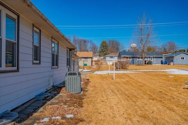 $2,500 | 300 Pleasant Drive, Waunakee, WI 53597