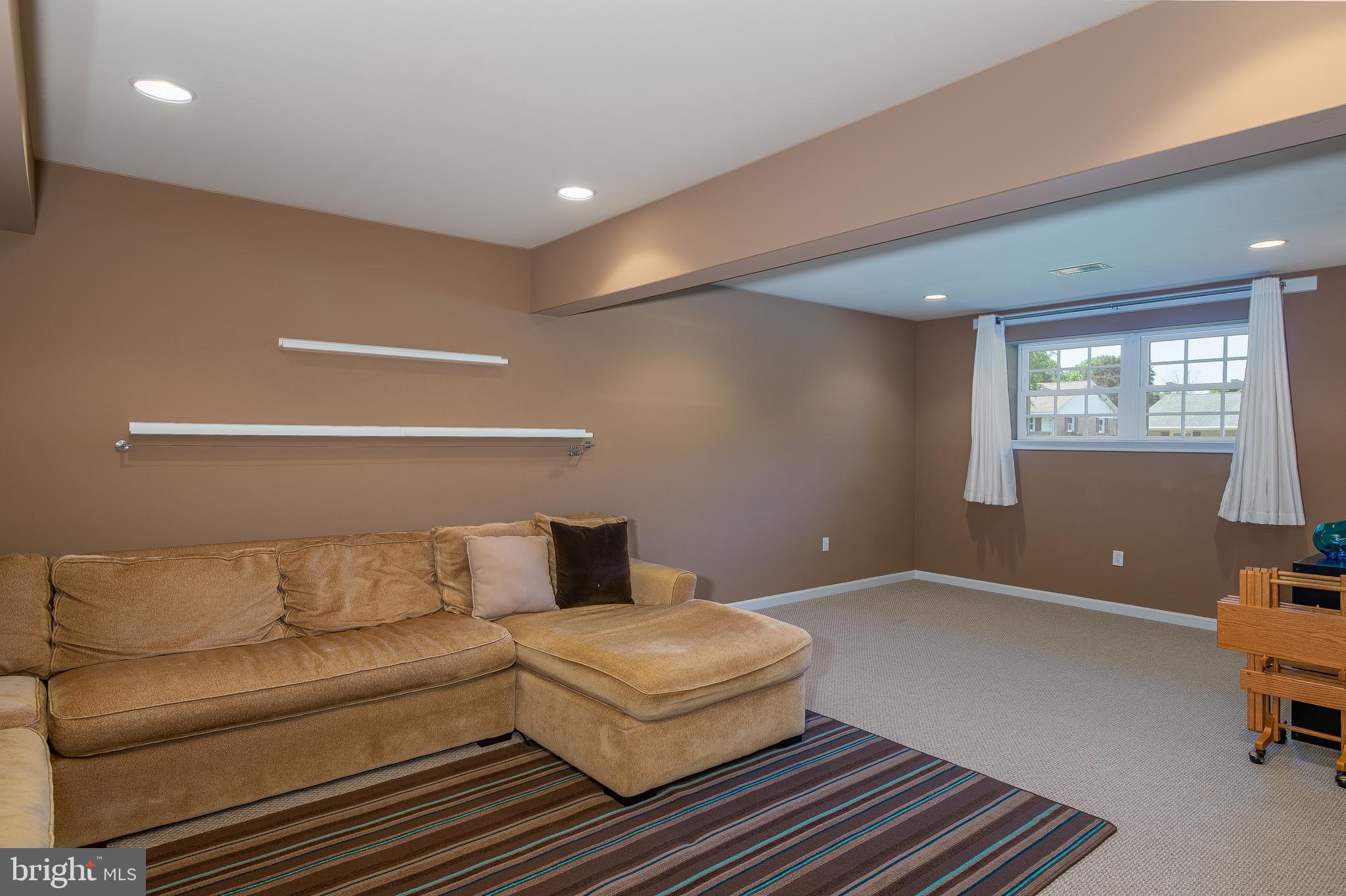 3009 Elm Road Reading, PA 19605 - Photo 21 of 31 Gallery Image 21