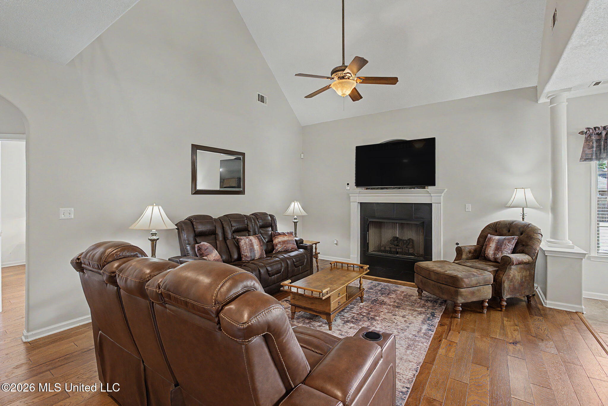932 Gates Street Hernando, MS 38632 - Photo 11 of 54 Great Room!