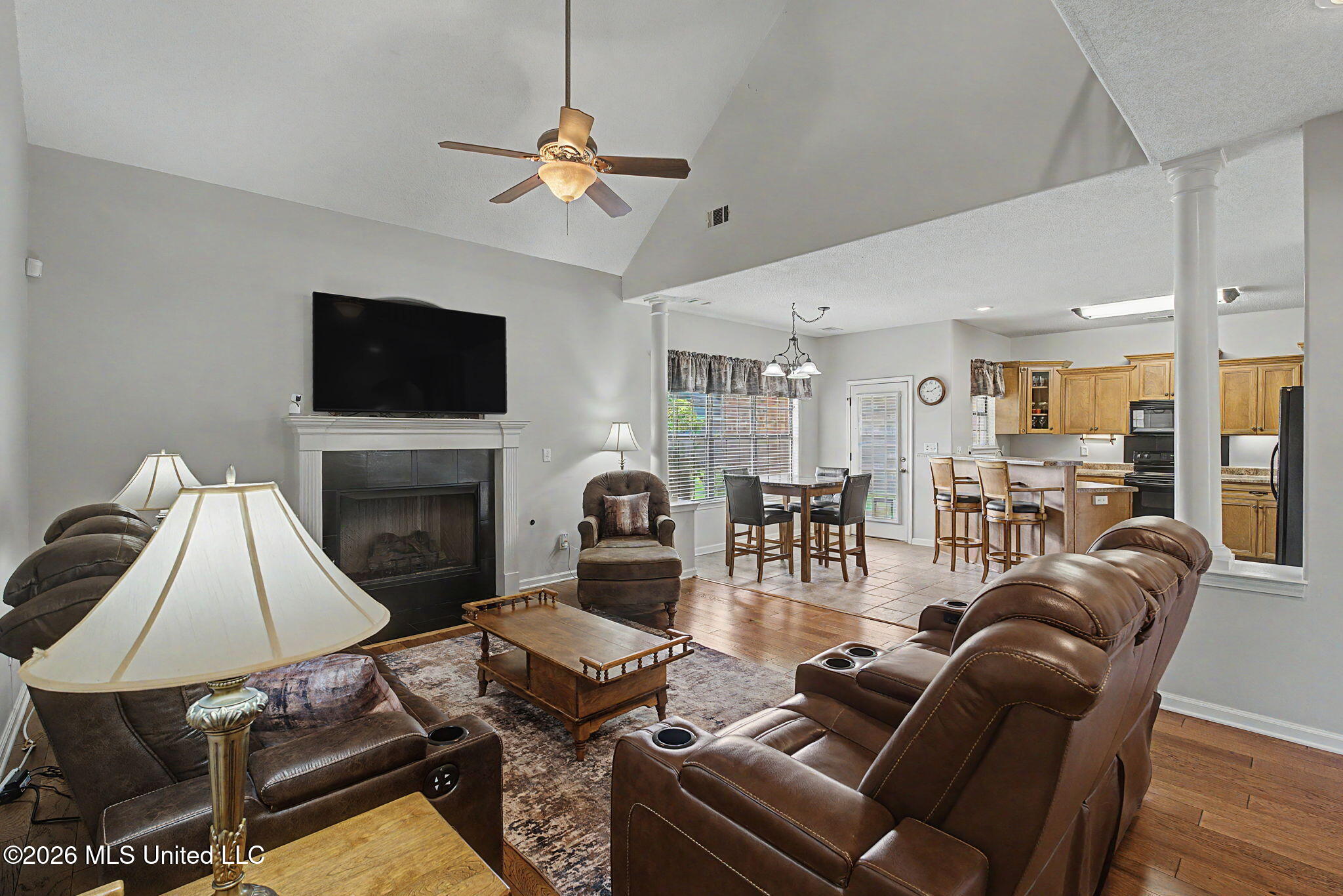 932 Gates Street Hernando, MS 38632 - Photo 13 of 54 Open plan!