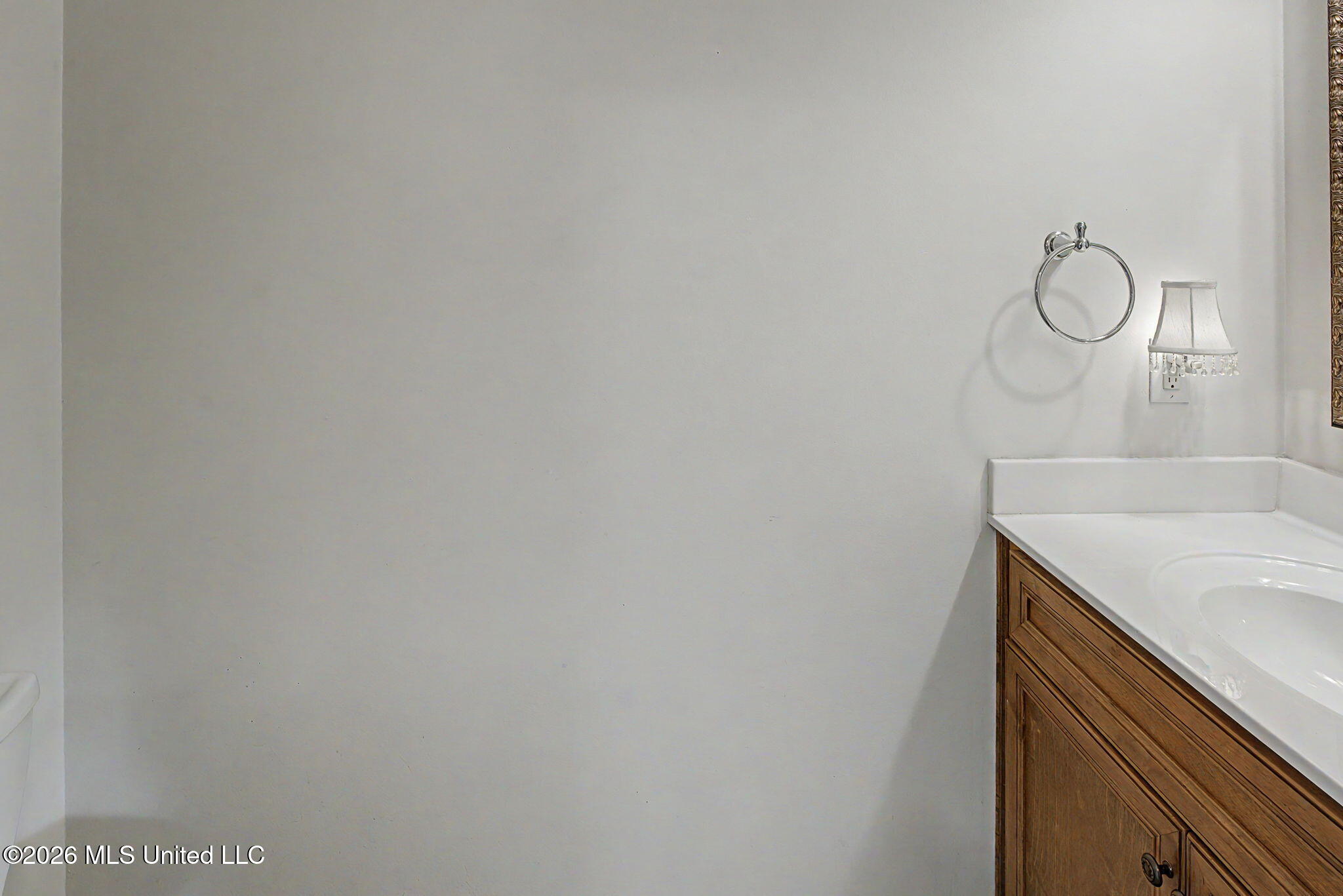 932 Gates Street Hernando, MS 38632 - Photo 20 of 54 Half bathroom!
