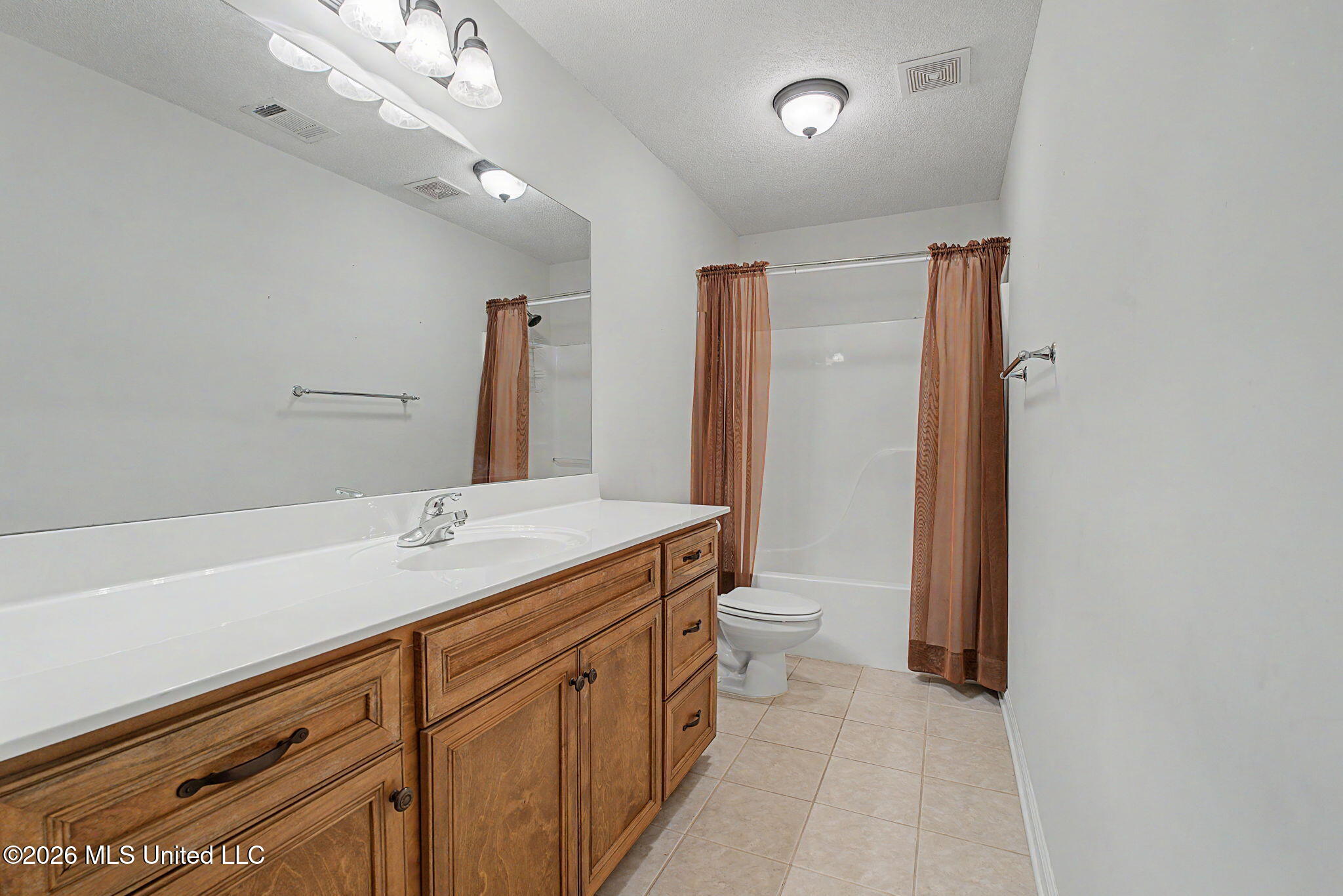 932 Gates Street Hernando, MS 38632 - Photo 36 of 54 Bathroom
