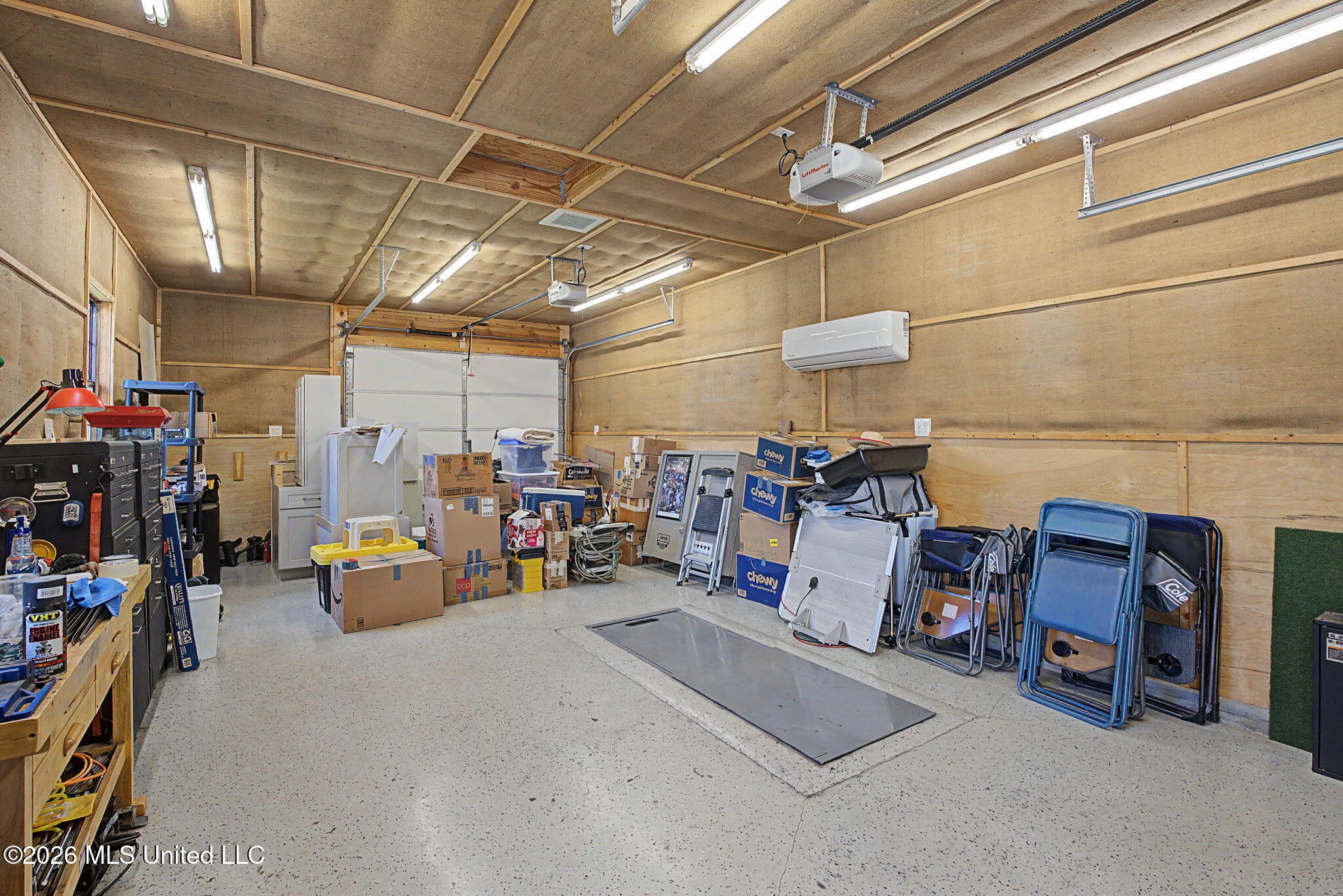 932 Gates Street Hernando, MS 38632 - Photo 4 of 54 Detached shop!