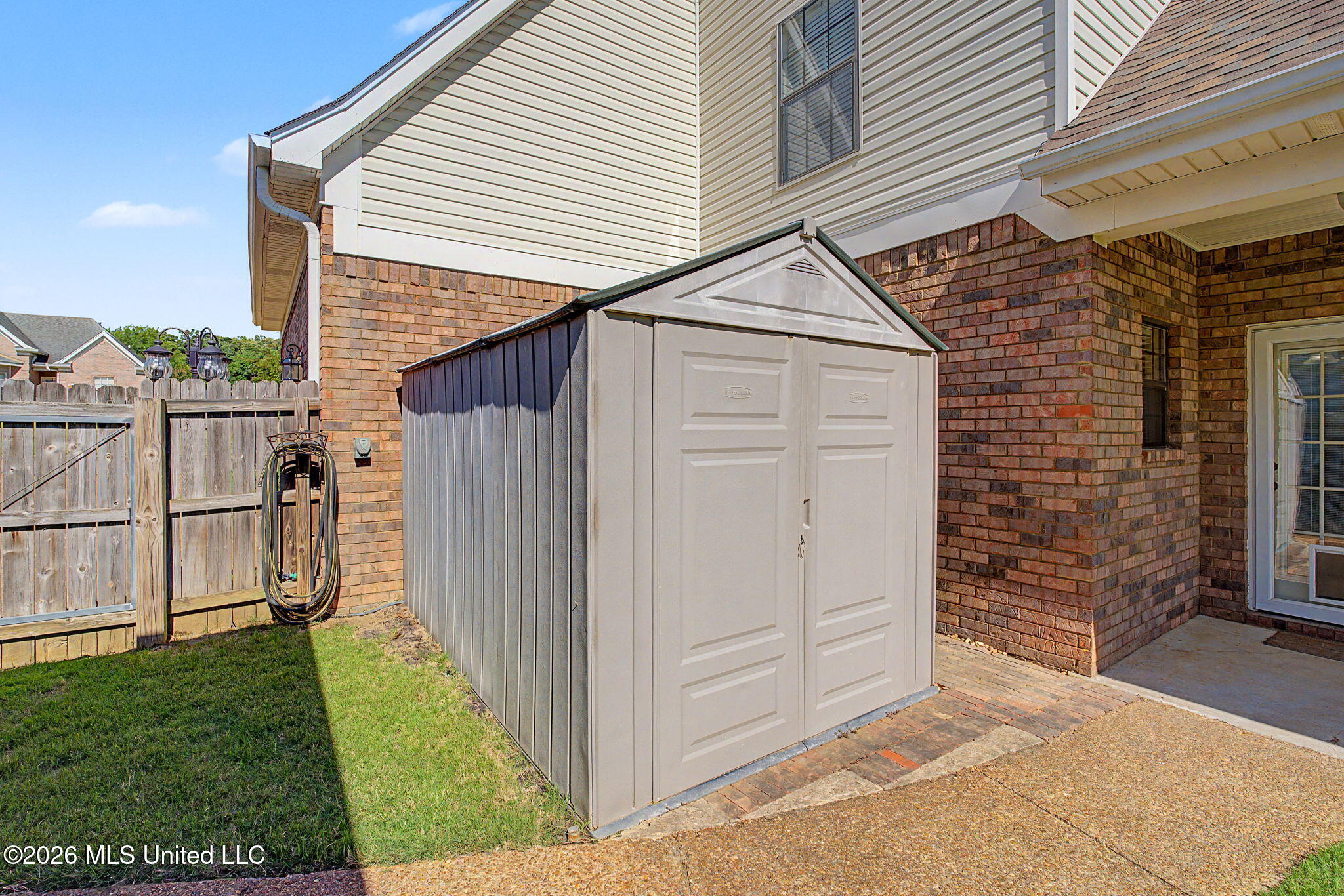 932 Gates Street Hernando, MS 38632 - Photo 44 of 54 Lawn equipment storage!