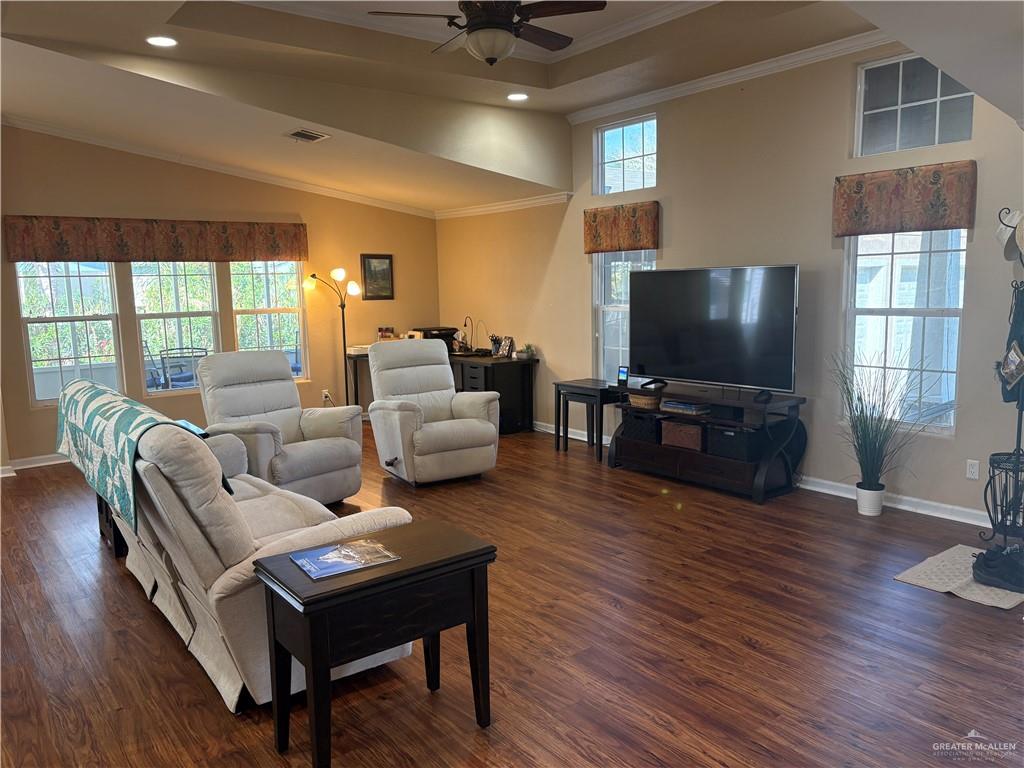 3078 Durango Street Mercedes, TX 78570 - Photo 11 of 41 a living room with furniture and a flat screen tv