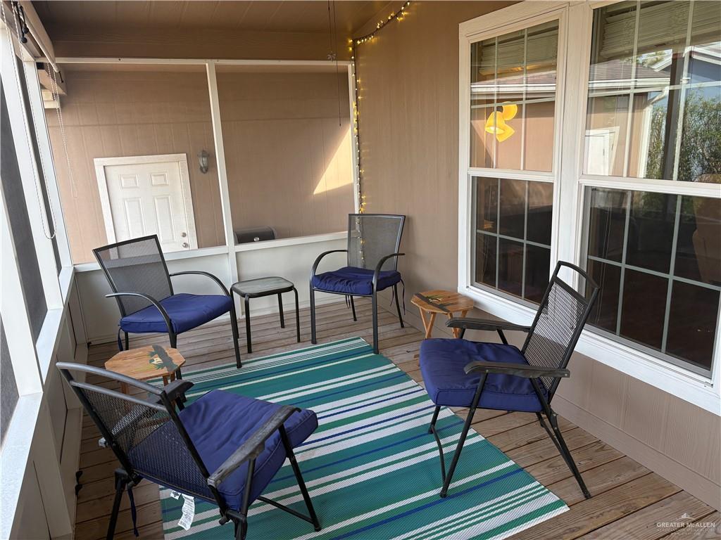 3078 Durango Street Mercedes, TX 78570 - Photo 36 of 41 a living room with furniture and a window