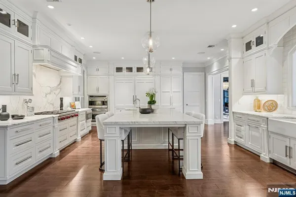 $5,395,000 | 128 Birch Road, Franklin Lakes, NJ 07417