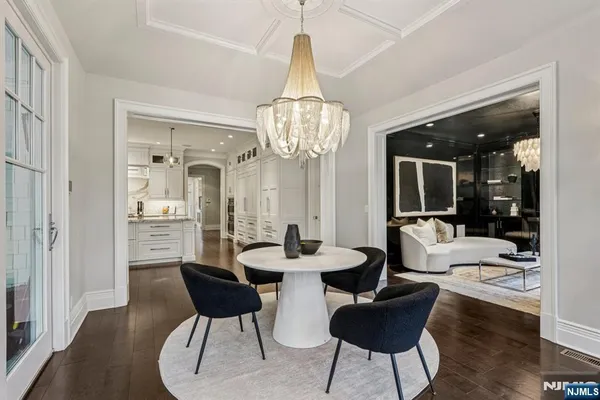 $5,395,000 | 128 Birch Road, Franklin Lakes, NJ 07417