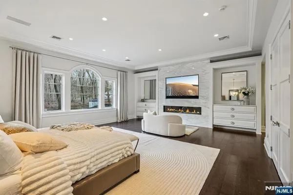$5,395,000 | 128 Birch Road, Franklin Lakes, NJ 07417
