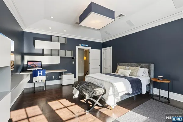 $5,395,000 | 128 Birch Road, Franklin Lakes, NJ 07417