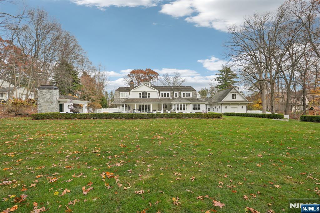 128 Birch Road Franklin Lakes, NJ 07417 - Photo 4 of 50