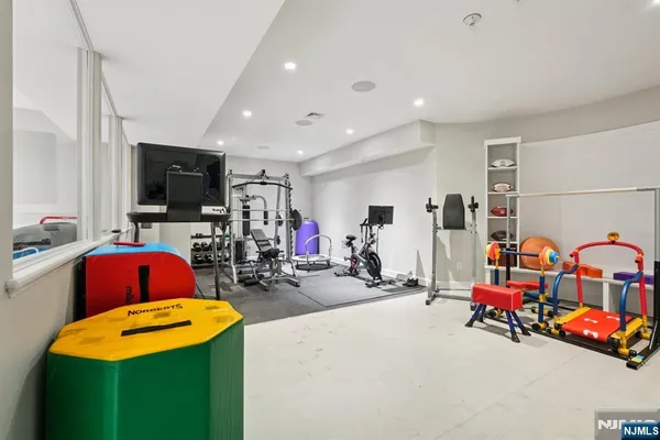 $5,395,000 | 128 Birch Road, Franklin Lakes, NJ 07417