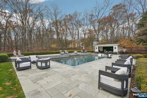$5,395,000 | 128 Birch Road, Franklin Lakes, NJ 07417