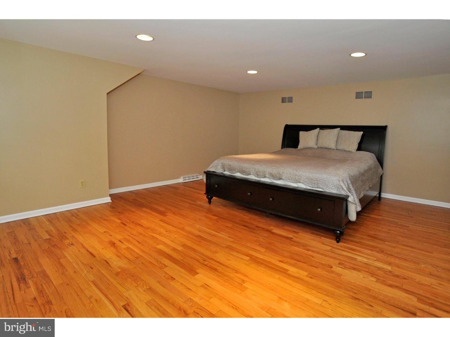 1280 Cox Road Jenkintown, PA 19046 - Photo 17 of 23 Bedroom 2