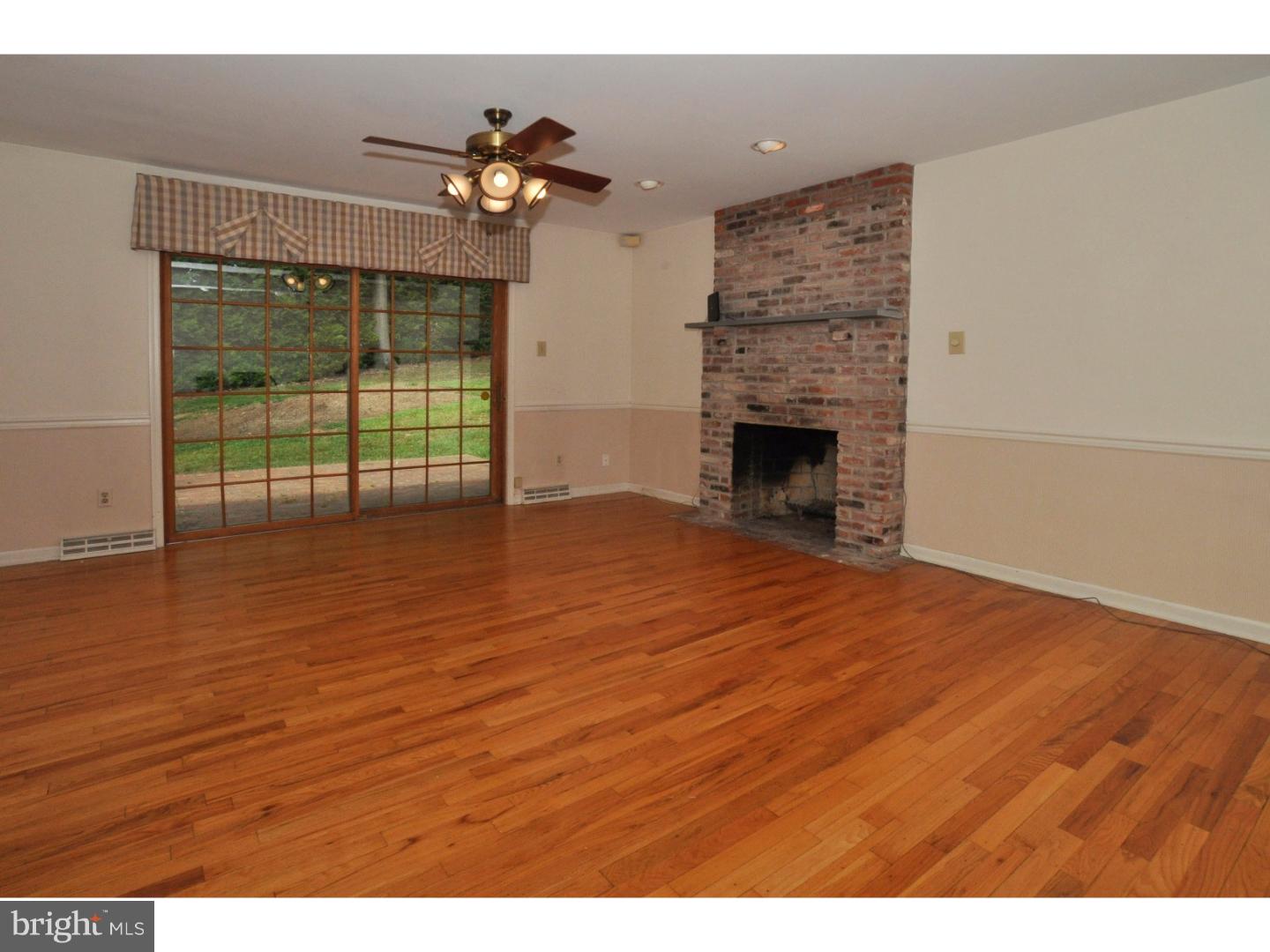 1280 Cox Road Jenkintown, PA 19046 - Photo 5 of 23 Family Room