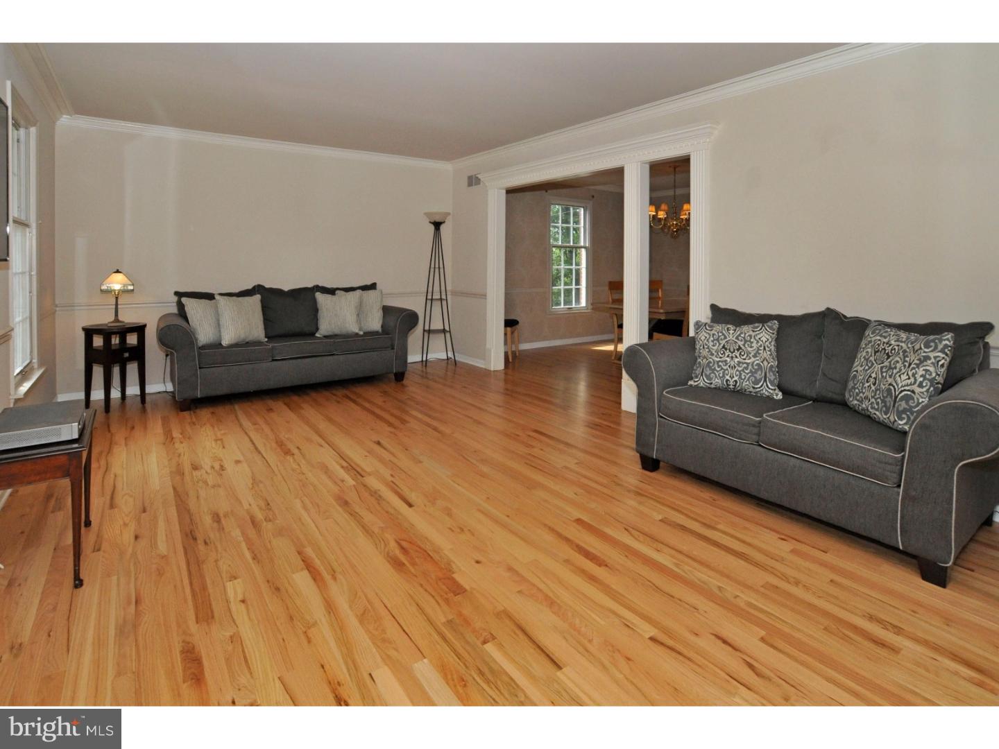 1280 Cox Road Jenkintown, PA 19046 - Photo 6 of 23 Living Room