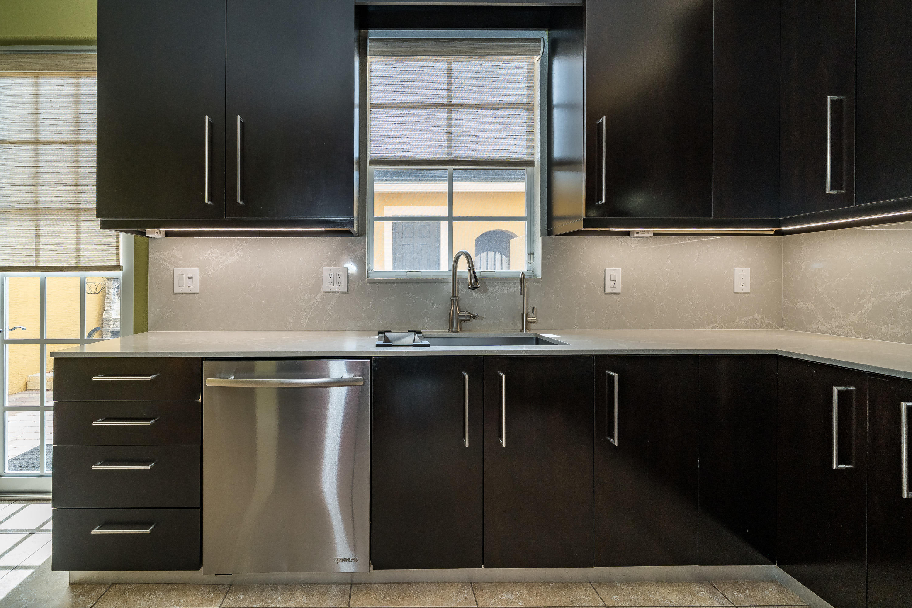 134 Ennis Lane Jupiter, FL 33458 - Photo 37 of 48 134 Ennis Lane Jupiter-3