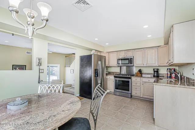 $769,900 | 21 Coral Court | Great Kills