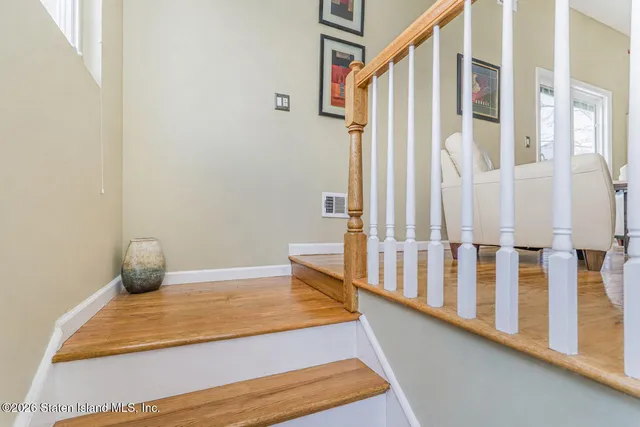 $769,900 | 21 Coral Court | Great Kills