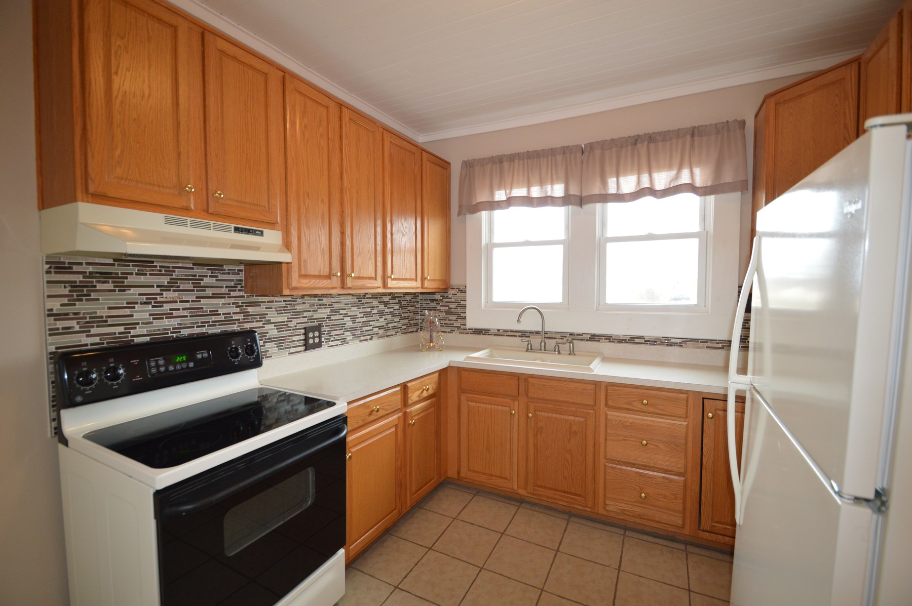 3025 Eme Road Arcola, IN 46704 - Photo 14 of 36