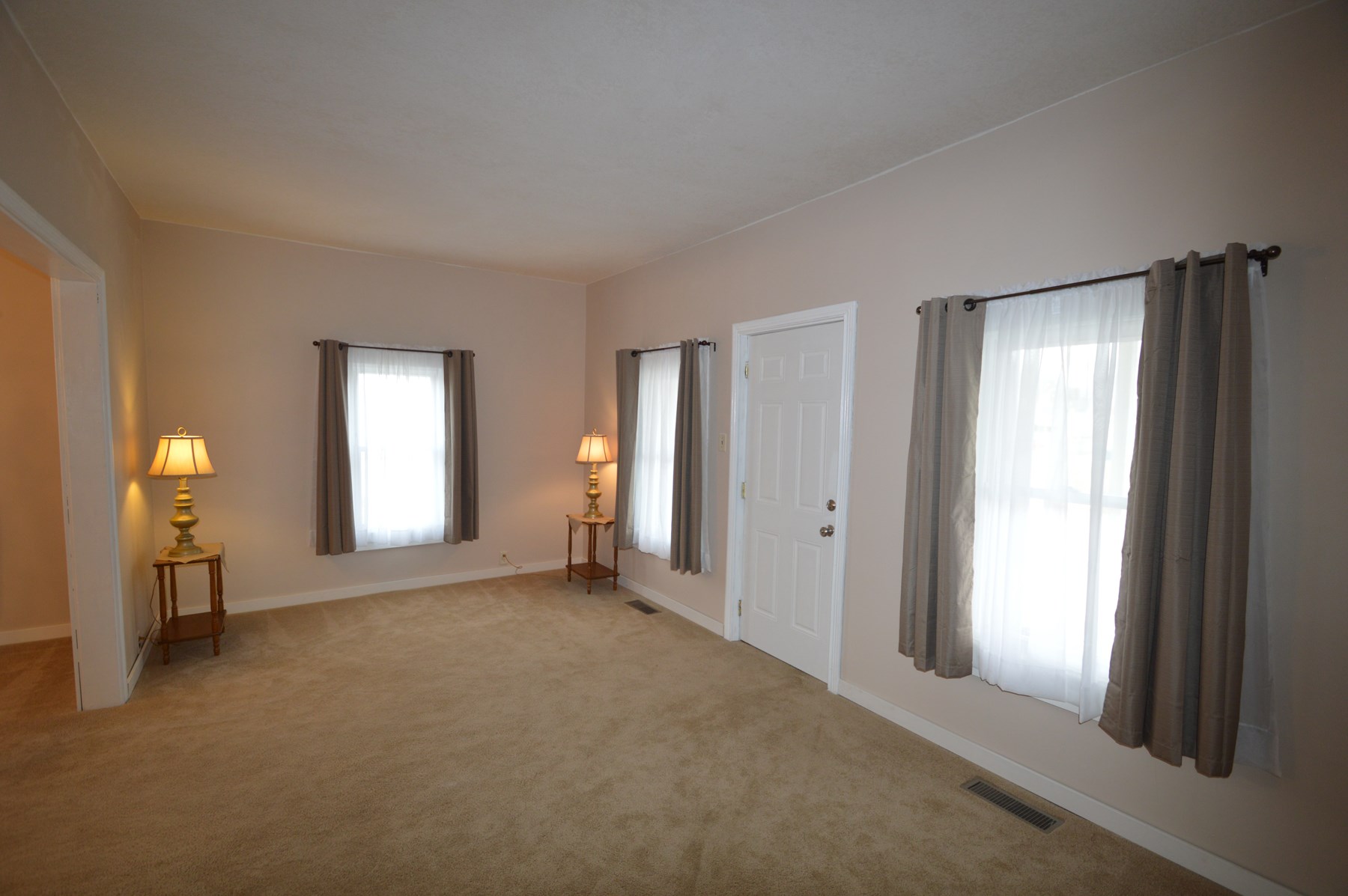 3025 Eme Road Arcola, IN 46704 - Photo 8 of 36