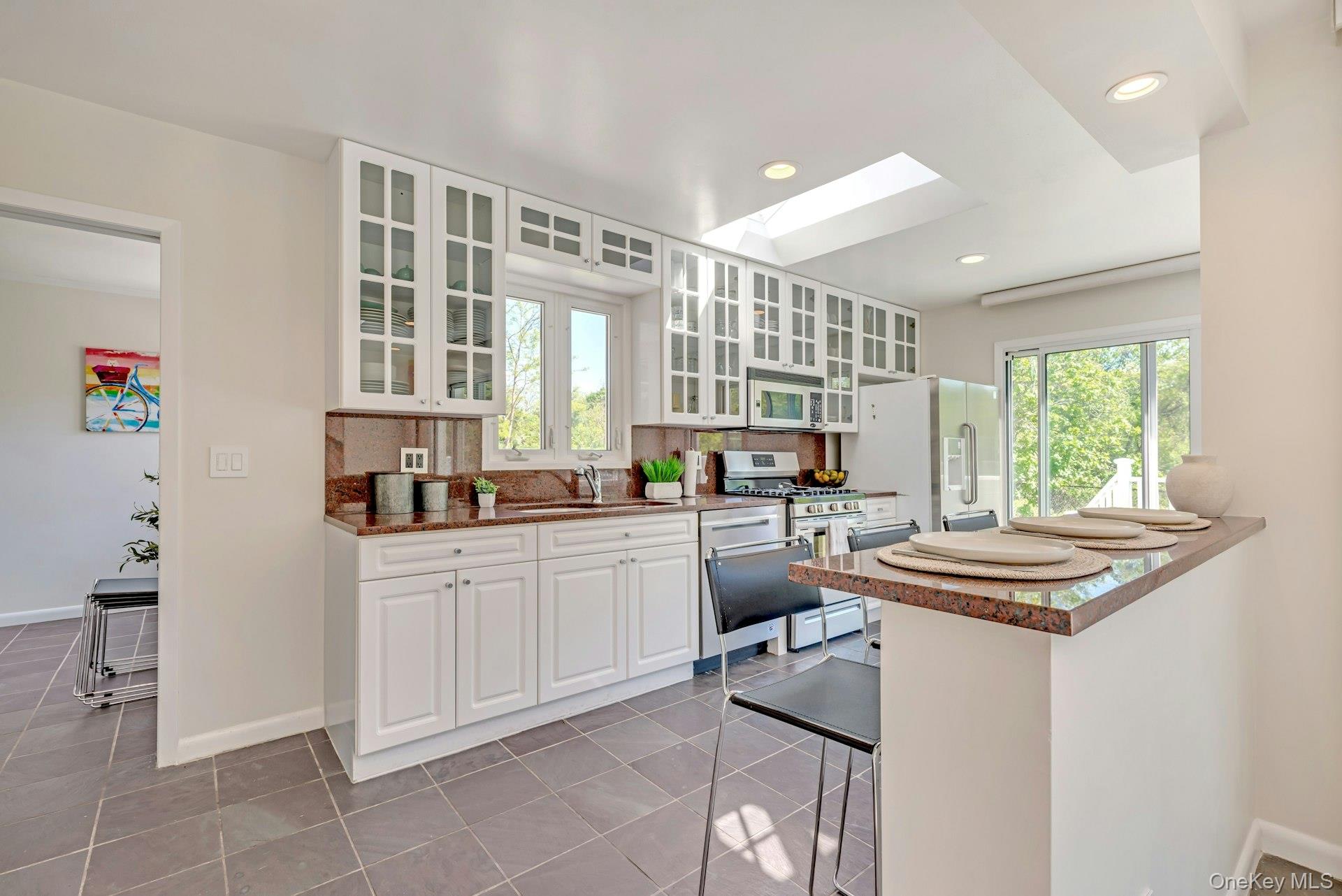 380 Clark Road Southold, NY 11971 - Photo 4 of 21