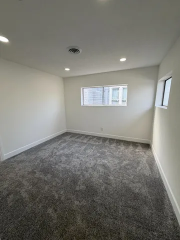 $329,000 | 122 East 11th Street, Hanford, CA 93230