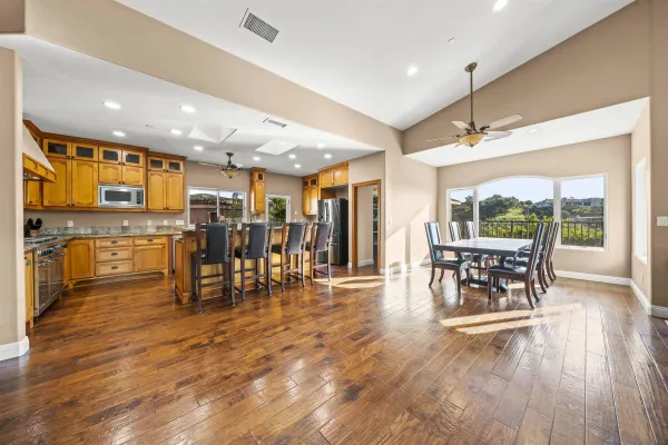$2,599,000 | 16951 Old Coach Road, Poway, CA 92064
