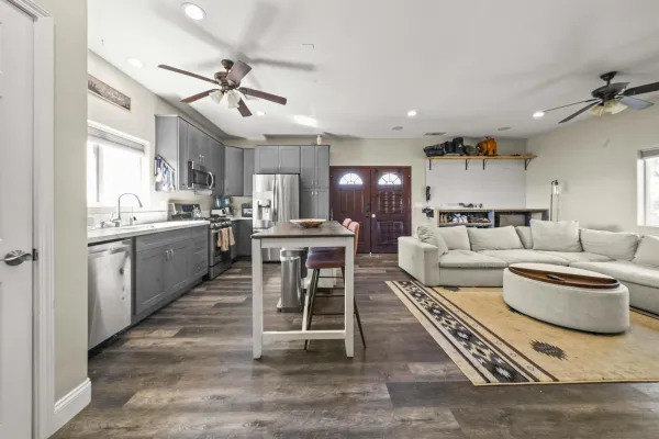 $2,599,000 | 16951 Old Coach Road, Poway, CA 92064