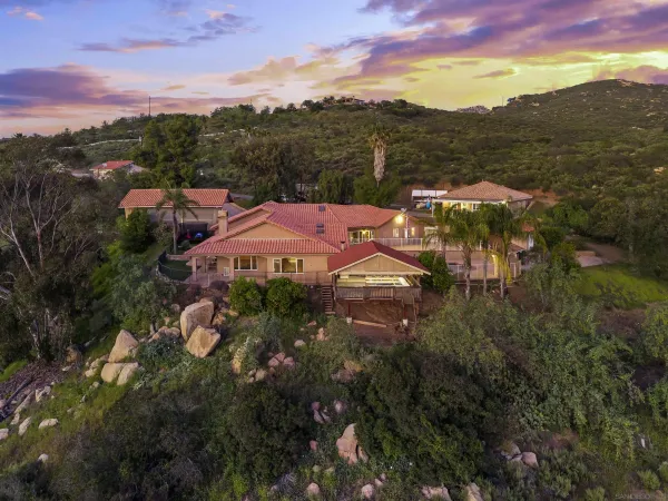 $2,599,000 | 16951 Old Coach Road, Poway, CA 92064