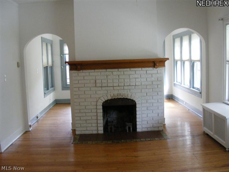 2643 Colchester Road Cleveland Heights, OH 44106 - Photo 5 of 12 Gallery Image 5