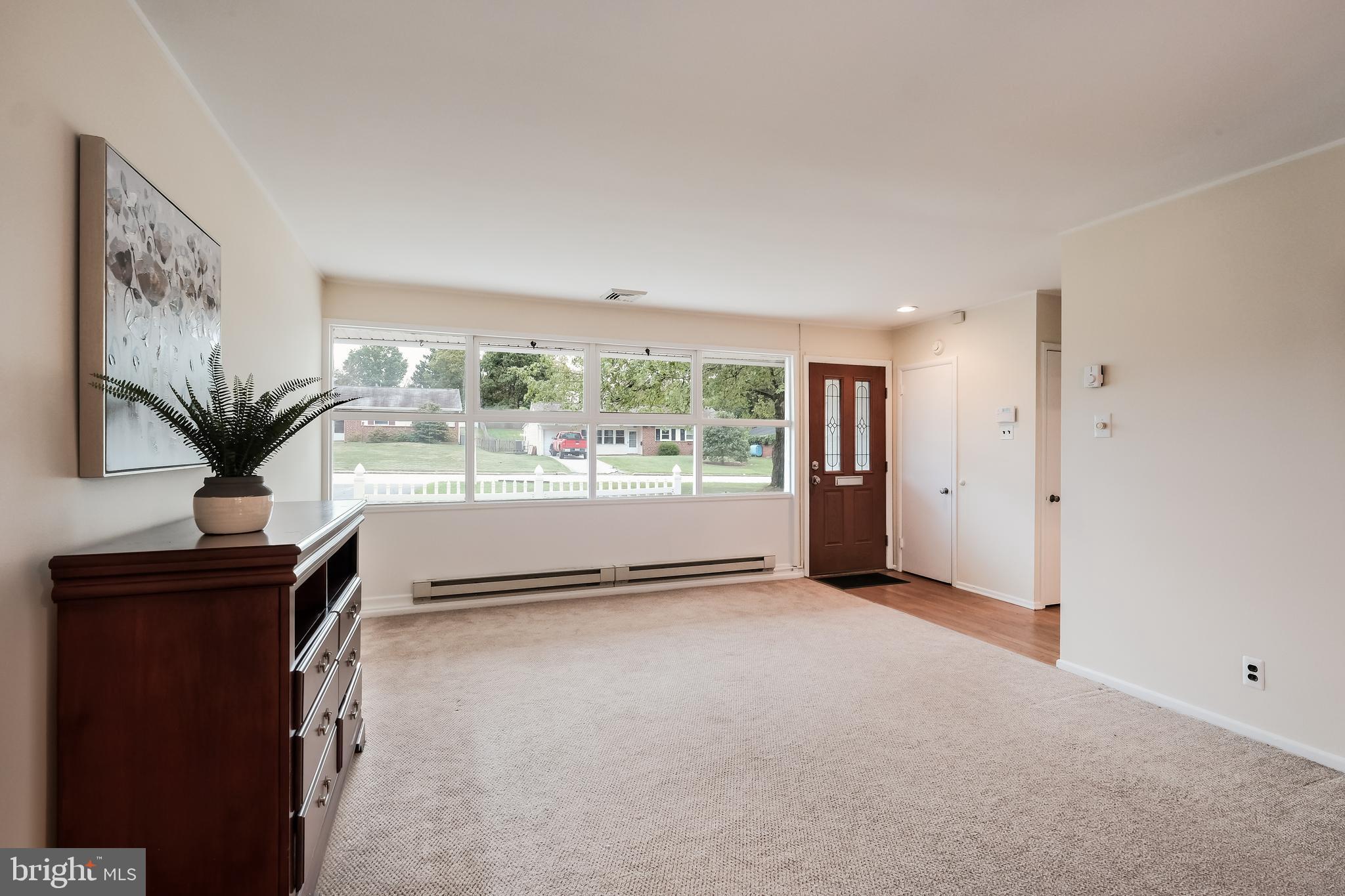 209 Bryans Road Norristown, PA 19401 - Photo 4 of 17 Living Room