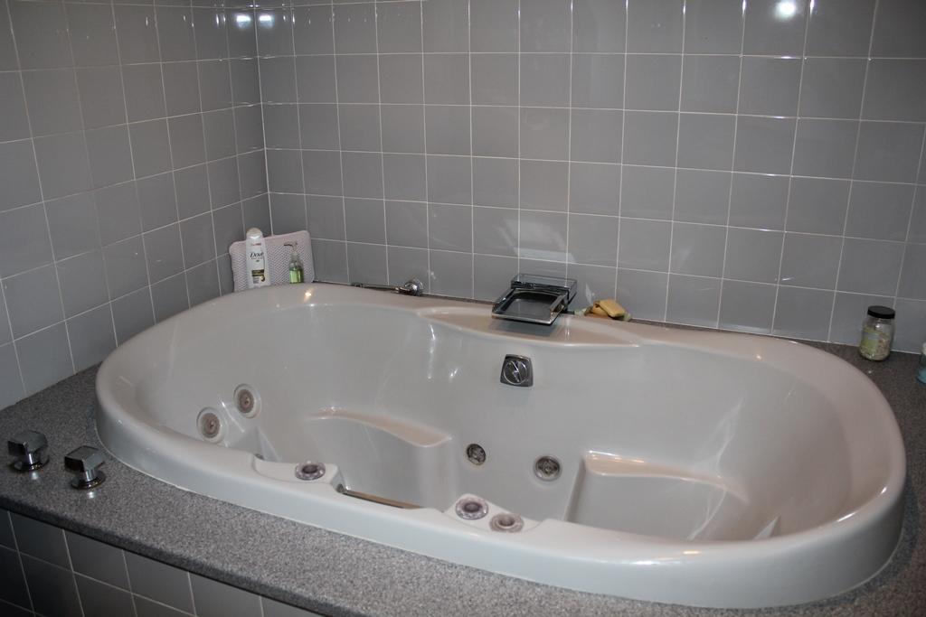 825 Southwest 1st Street Boca Raton, FL 33486 - Photo 13 of 21 IMG_2905